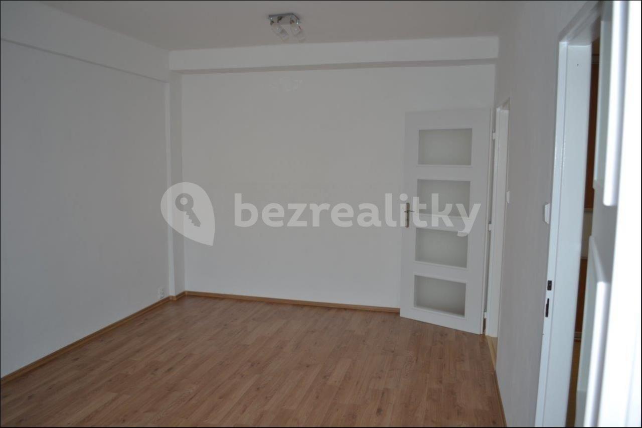 Prenájom bytu 1-izbový 32 m², náměstí Na Balabence, Praha, Praha