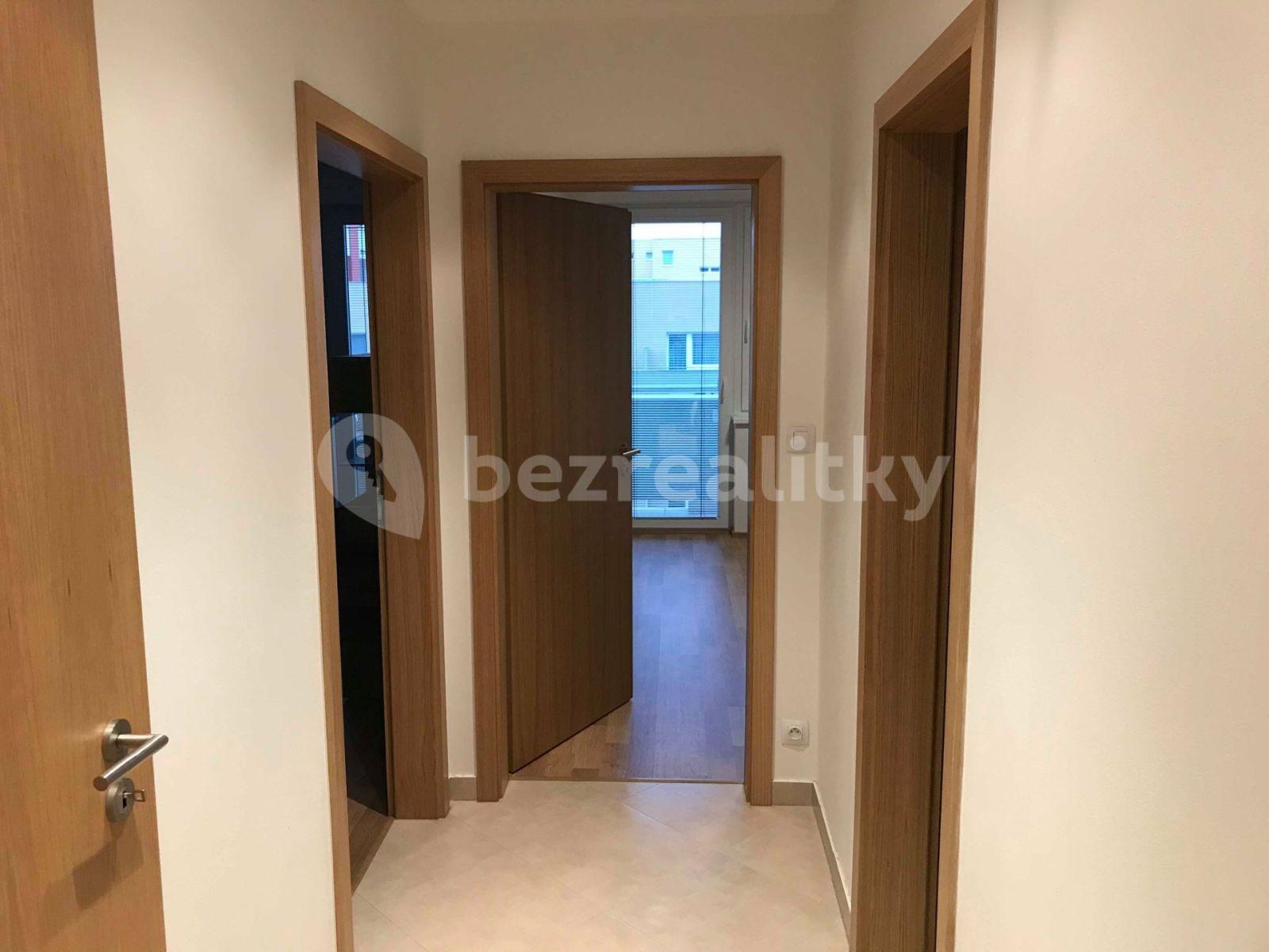 Prenájom bytu 2-izbový 56 m², Modenská, Praha, Praha