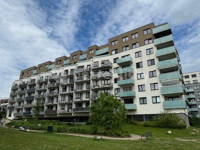 Prenájom bytu 2-izbový 53 m², Svitákova, Praha, Praha