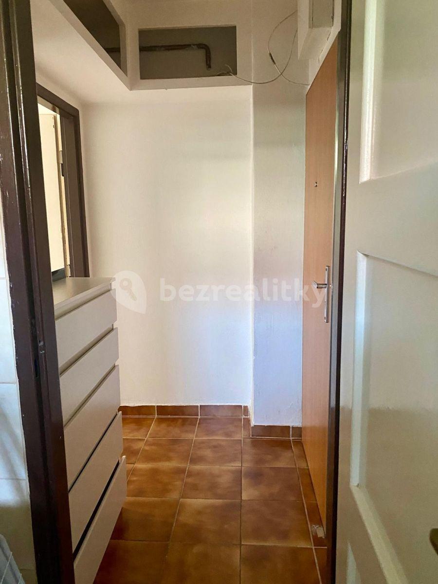 Prenájom bytu 2-izbový 42 m², Humpolecká, Praha, Praha