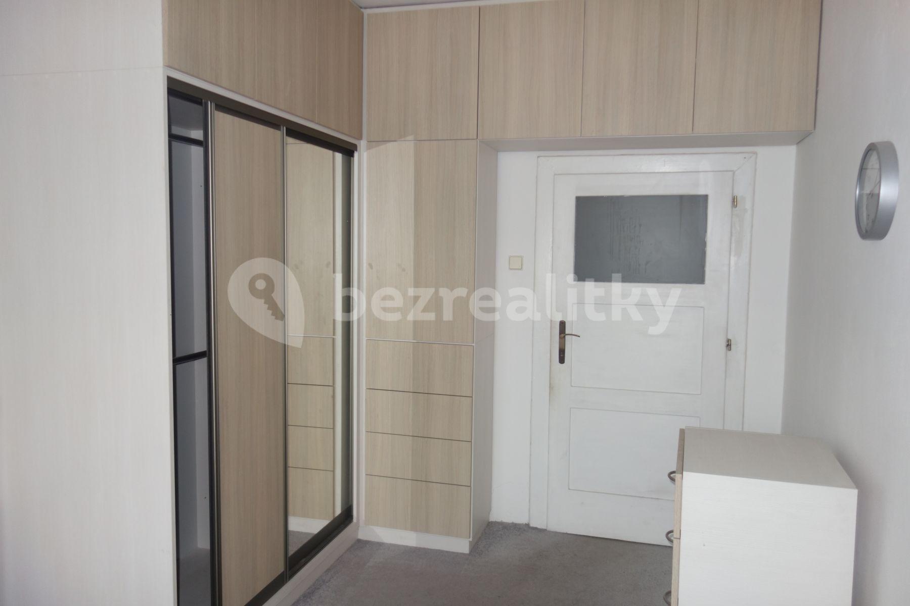 Prenájom bytu 2-izbový 42 m², Biskupcova, Praha, Praha