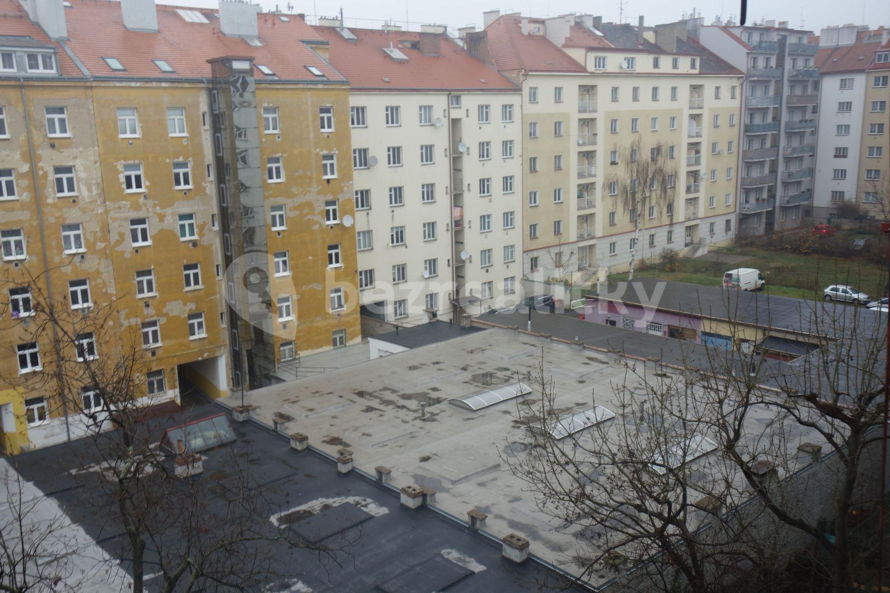 Prenájom bytu 2-izbový 42 m², Biskupcova, Praha, Praha