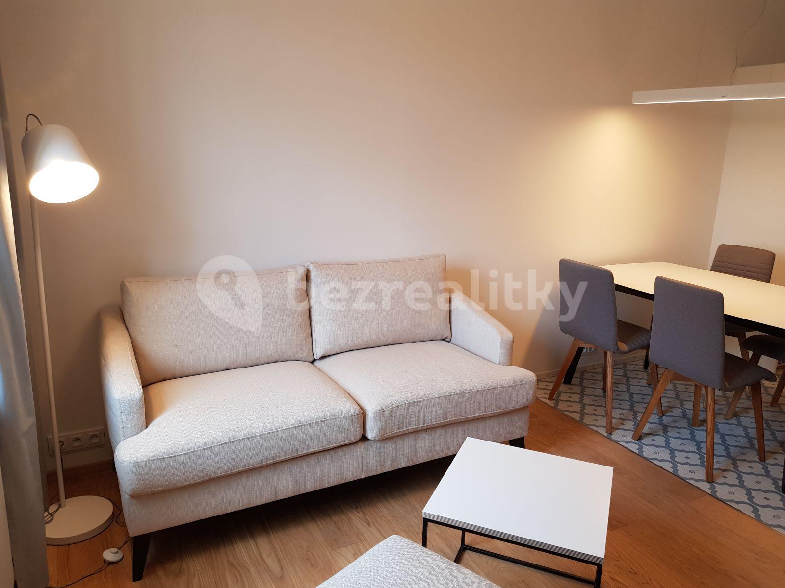 Prenájom bytu 2-izbový 47 m², Pobřežní, Praha, Praha