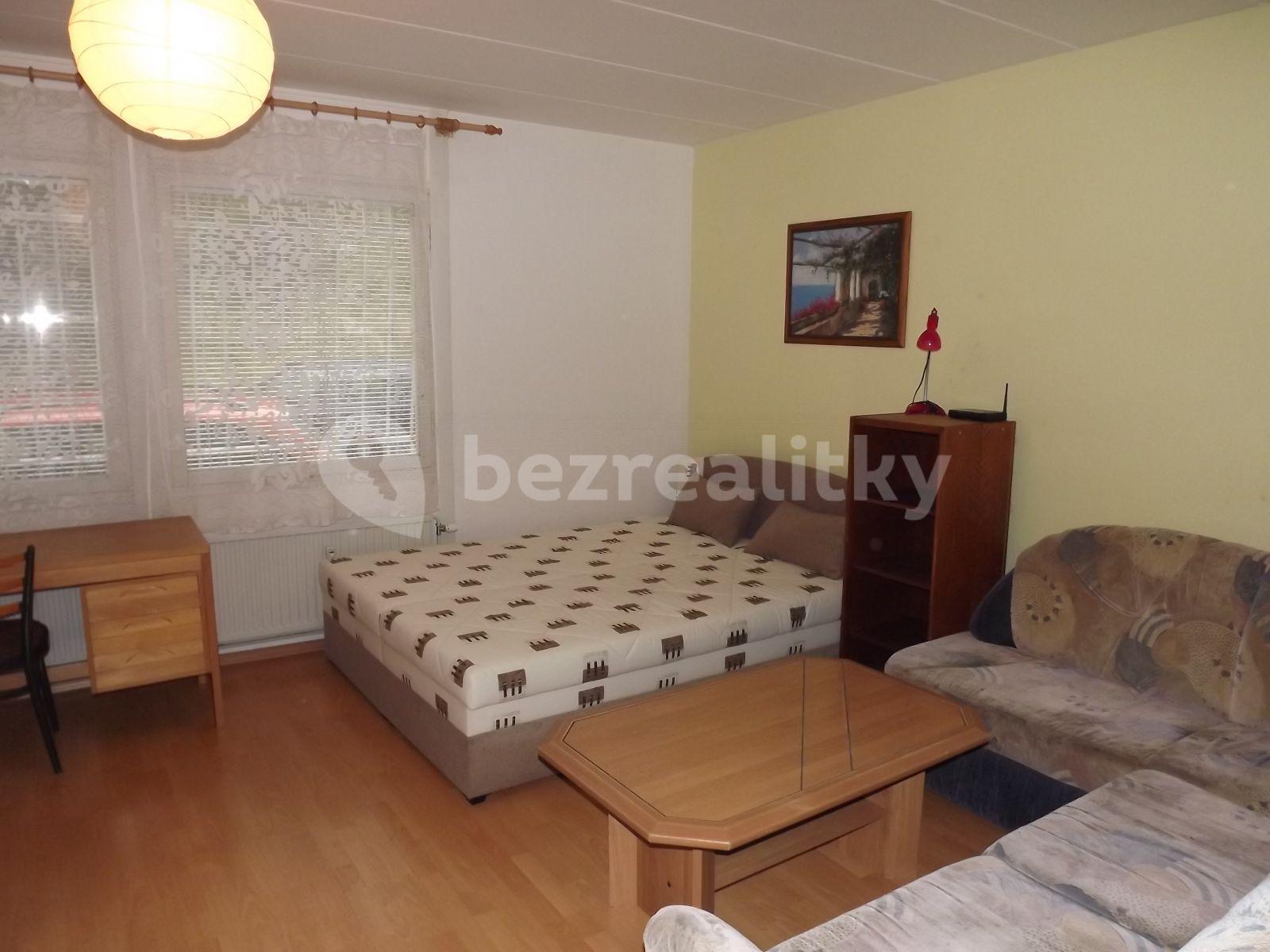 Prenájom bytu 1-izbový 33 m², Houdova, Praha, Praha