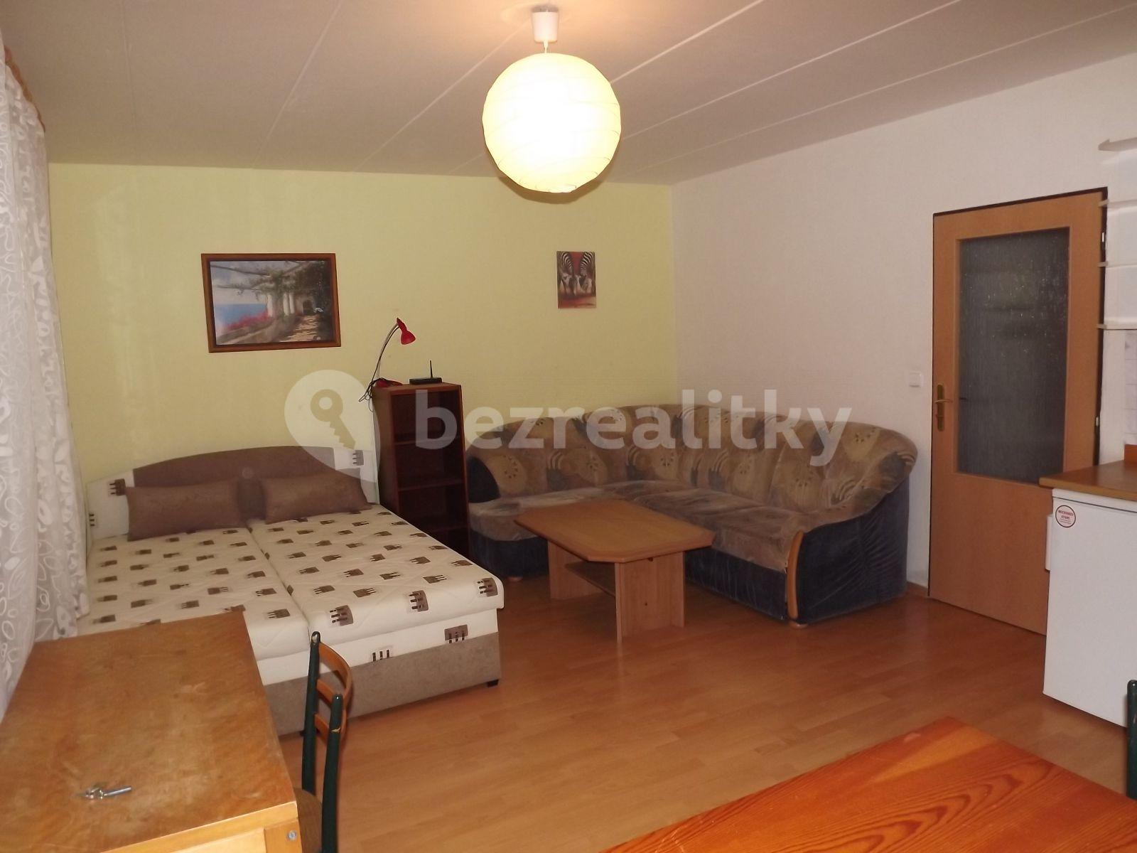 Prenájom bytu 1-izbový 33 m², Houdova, Praha, Praha