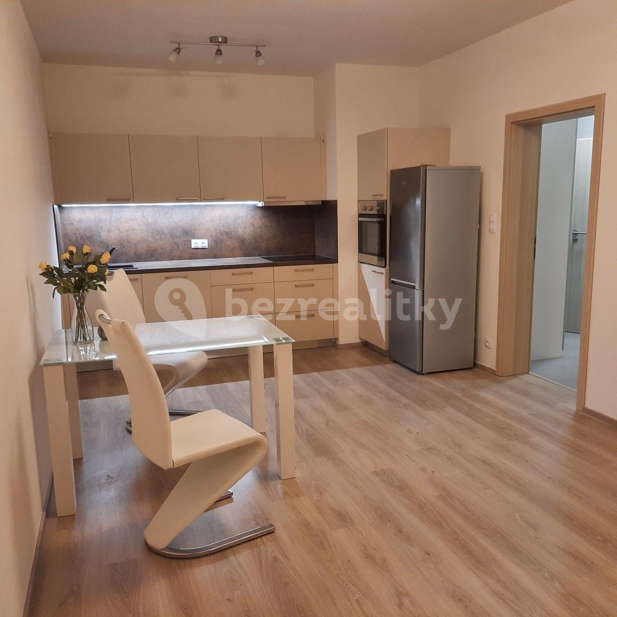 Prenájom bytu 2-izbový 57 m², Sazovická, Praha, Praha