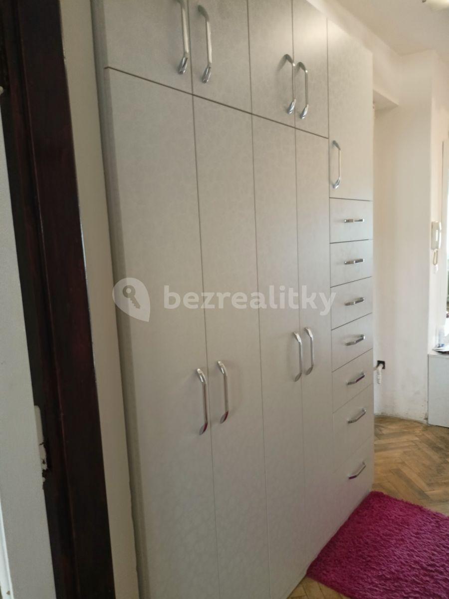 Prenájom bytu 2-izbový 47 m², Spolupráce, Praha, Praha