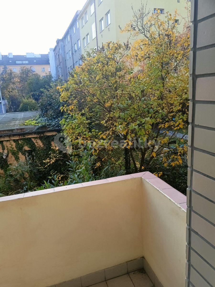 Prenájom bytu 2-izbový 47 m², Spolupráce, Praha, Praha