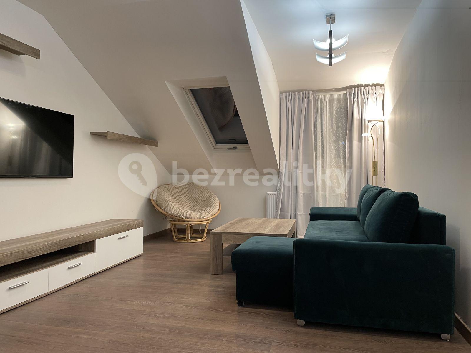 Prenájom bytu 3-izbový 79 m², Schoellerova, Praha, Praha