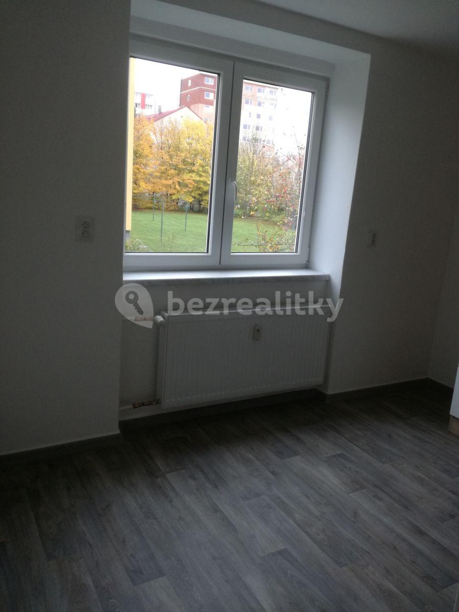 Prenájom bytu 1-izbový 28 m², Sklářská, Valašské Meziříčí, Zlínský kraj