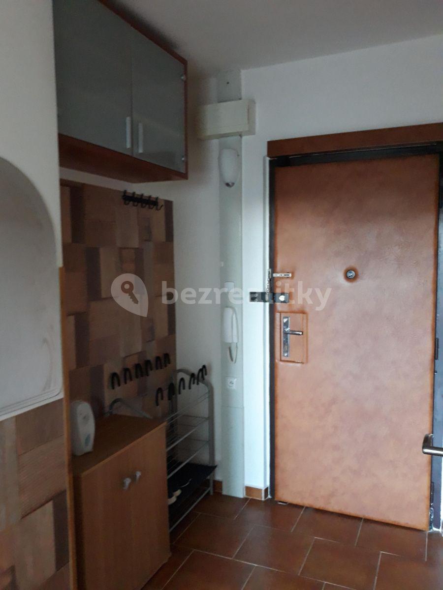 Prenájom bytu 2-izbový 43 m², Podjavorinské, Praha, Praha