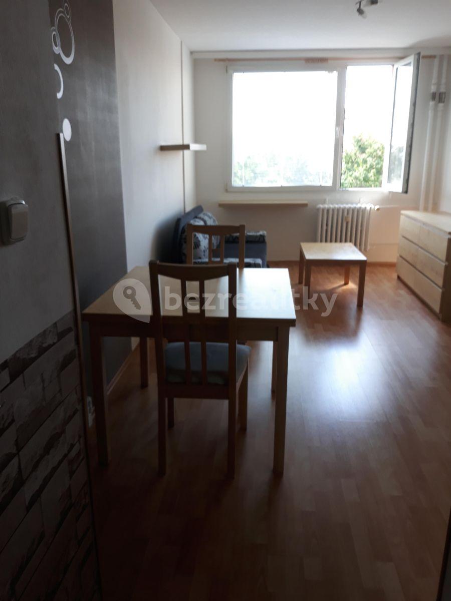 Prenájom bytu 2-izbový 43 m², Podjavorinské, Praha, Praha