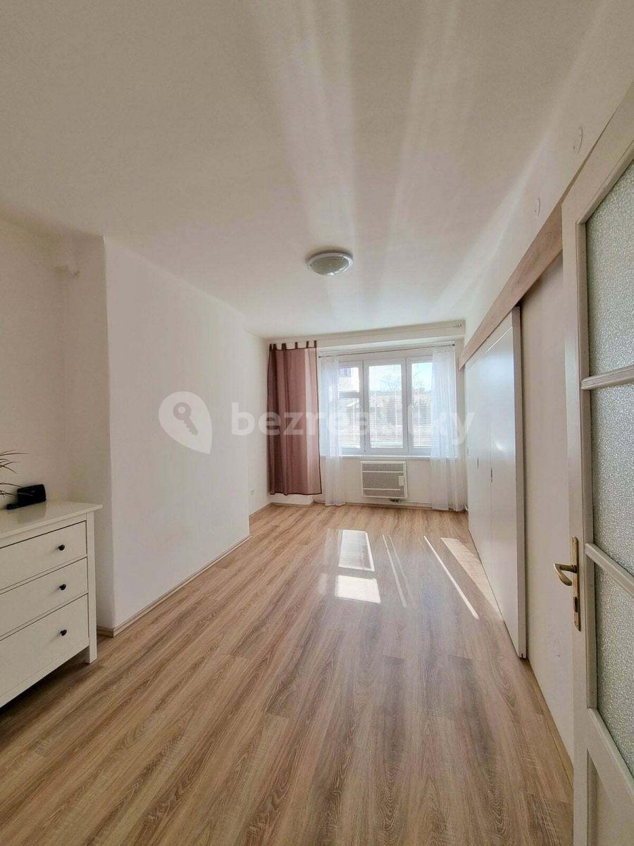 Prenájom bytu 2-izbový 49 m², Levá, Praha, Praha