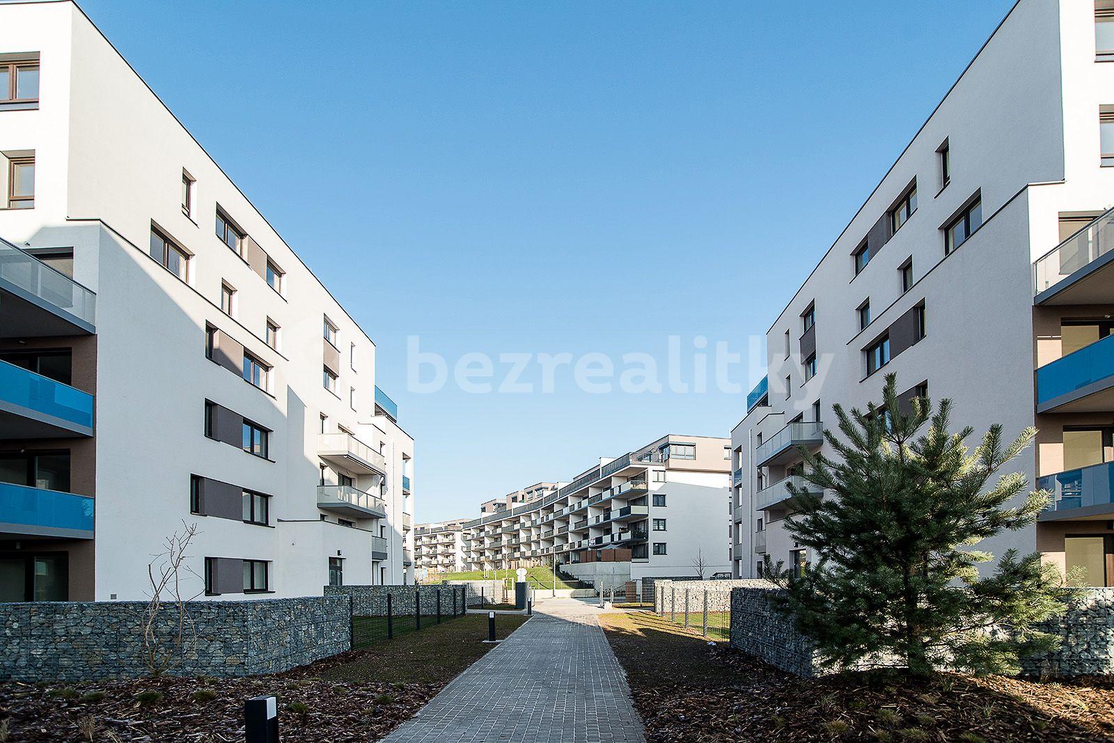 Prenájom bytu 2-izbový 53 m², Saarinenova, Praha, Praha