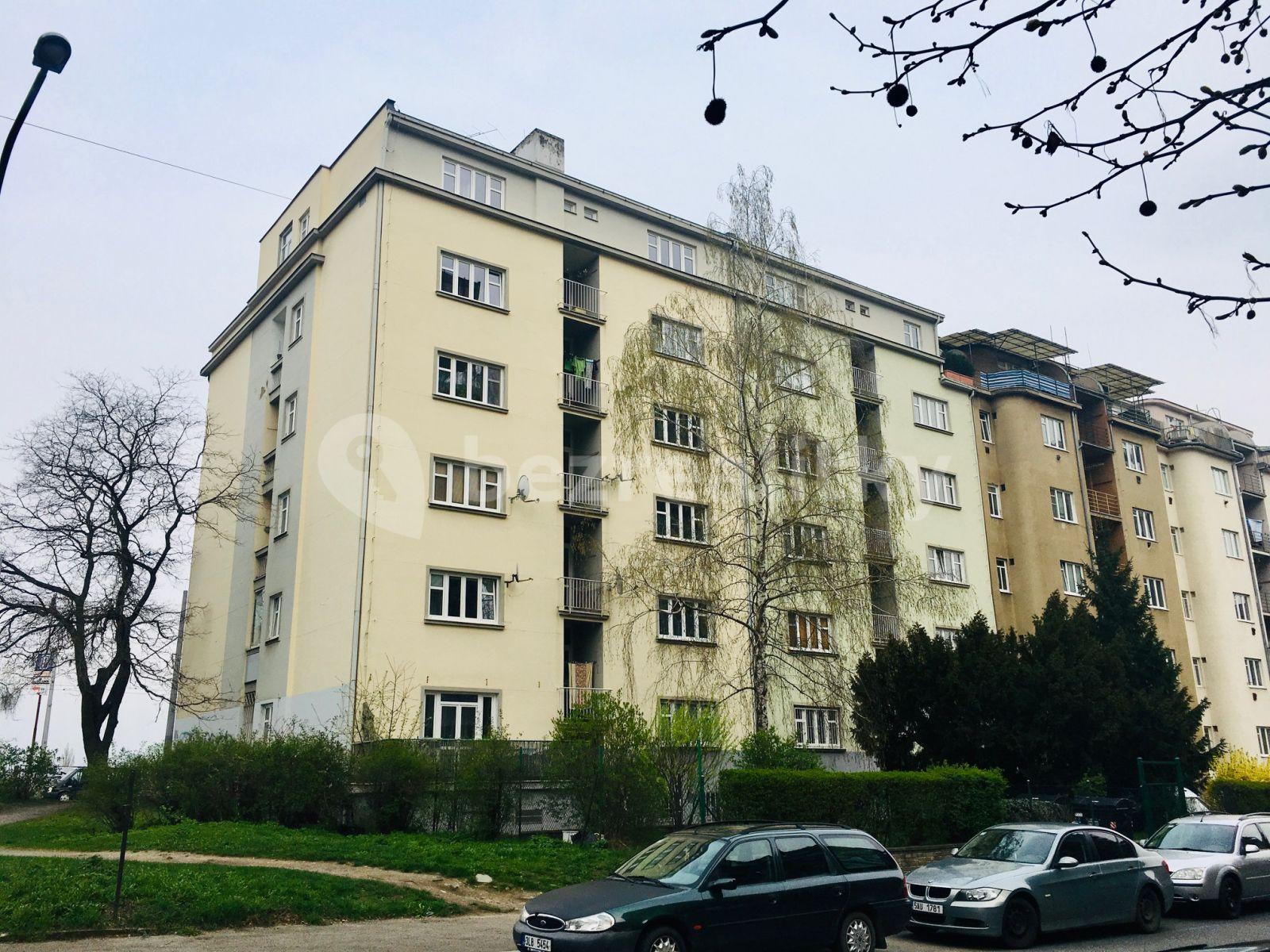 Prenájom bytu 2-izbový 39 m², Ke Kapslovně, Praha, Praha