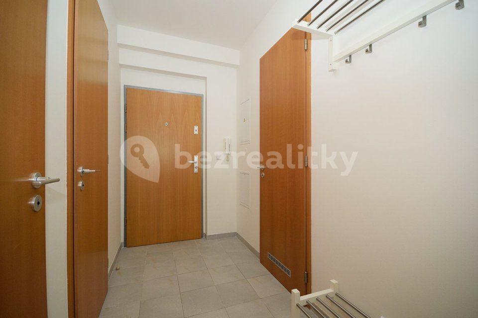 Prenájom bytu 1-izbový 48 m², Litoměřická, Praha, Praha