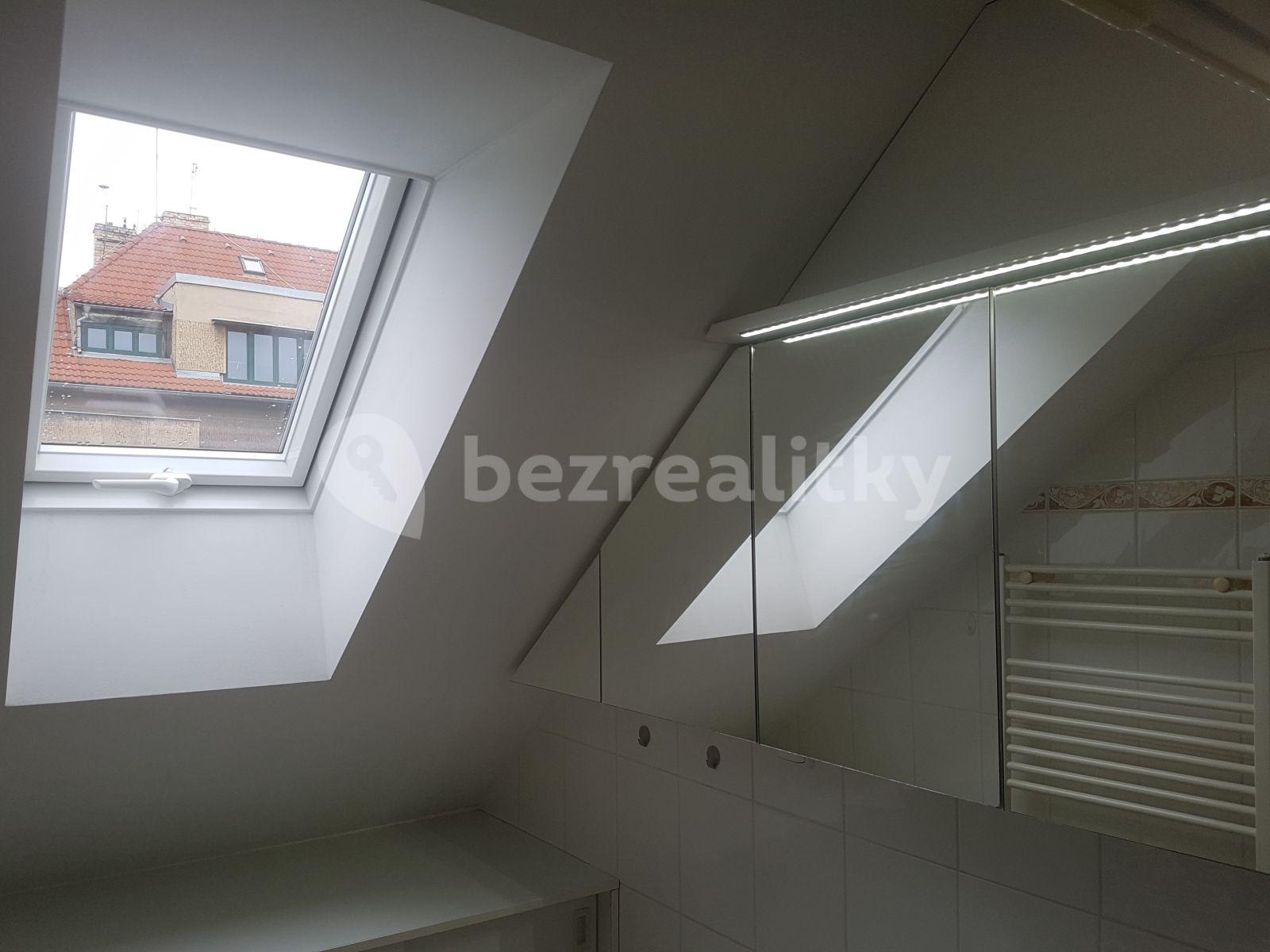 Prenájom bytu Garsoniéra 25 m², Za Kajetánkou, Praha, Praha