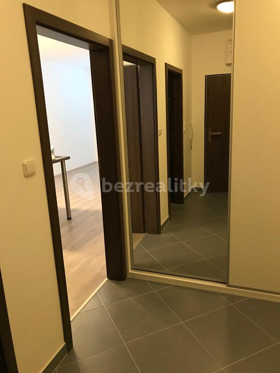 Prenájom bytu 2-izbový 61 m², Makedonská, Praha, Praha