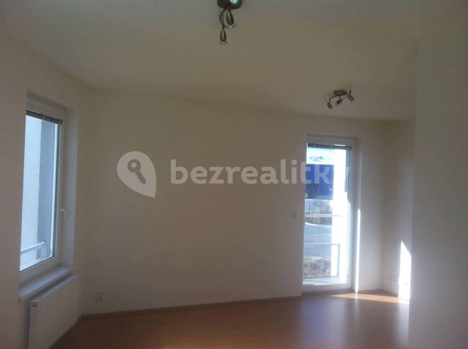 Prenájom bytu 1-izbový 34 m², Sazovická, Praha, Praha