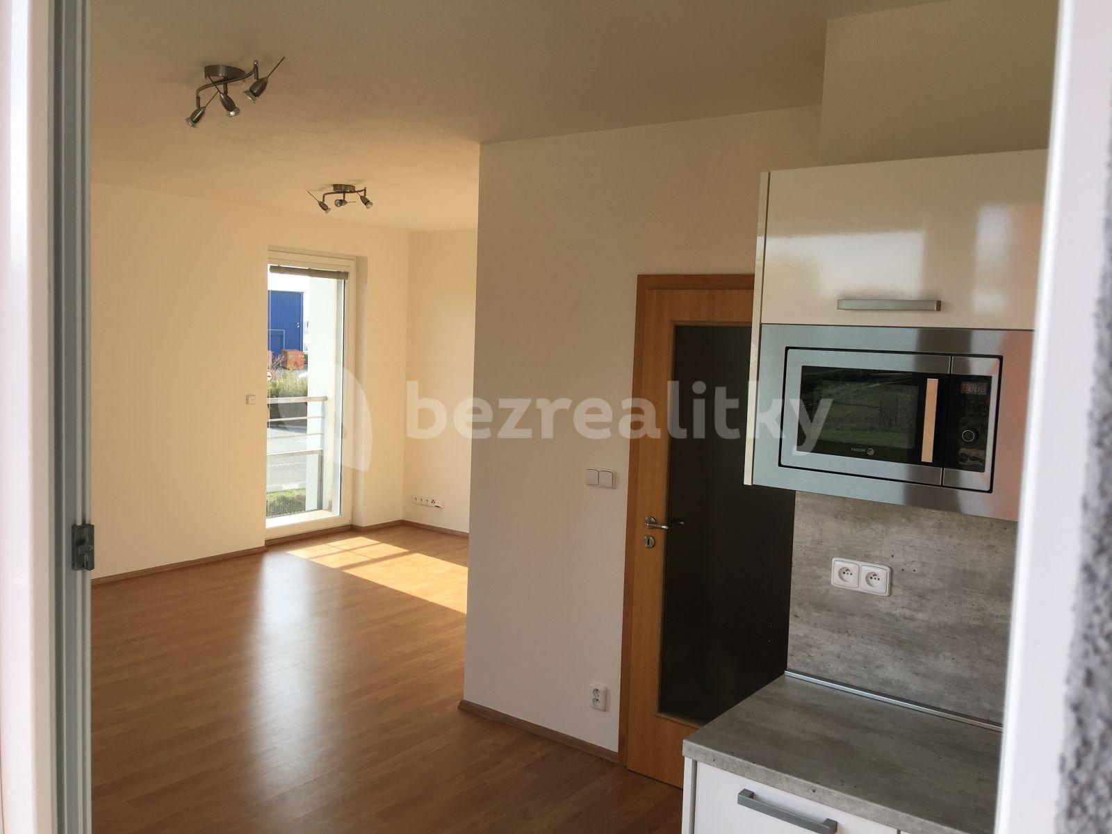 Prenájom bytu 1-izbový 34 m², Sazovická, Praha, Praha