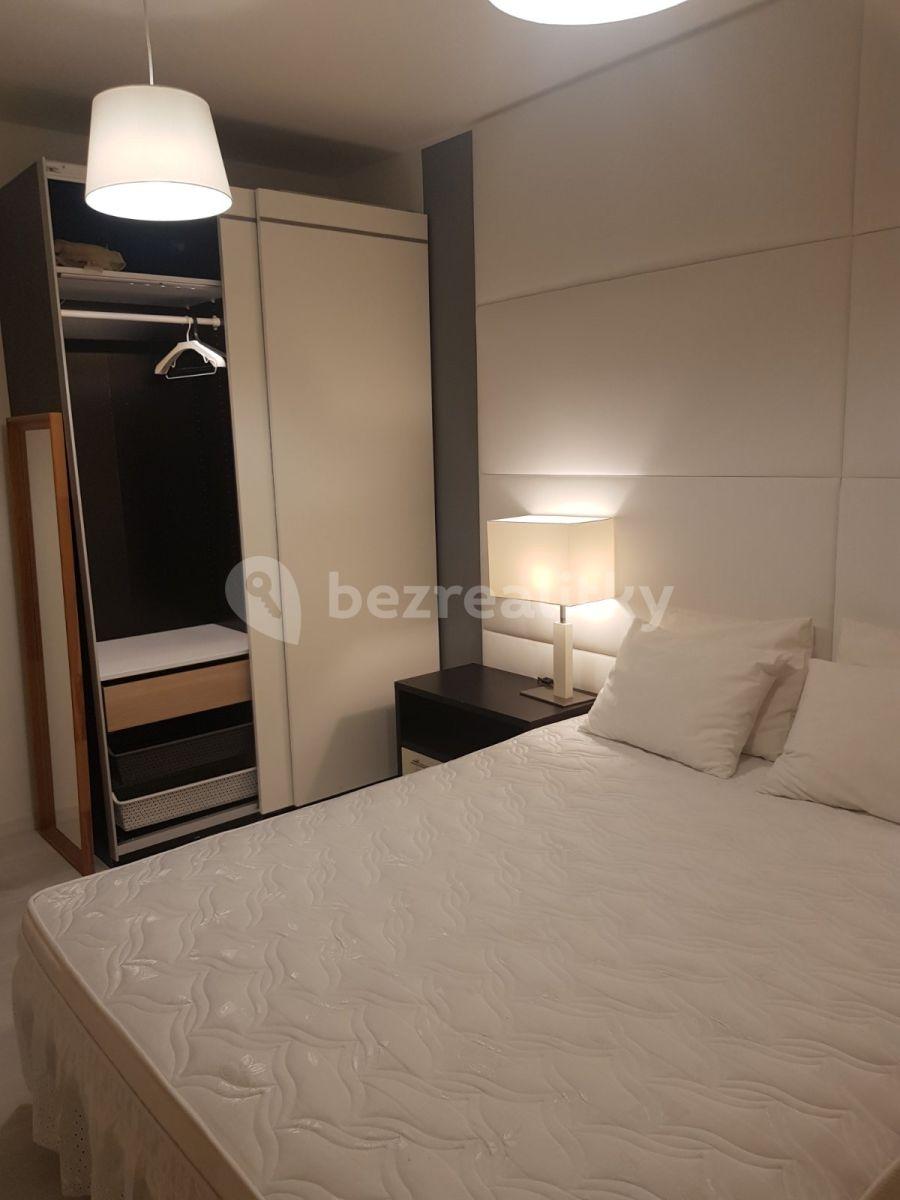 Prenájom bytu 2-izbový 57 m², Pod Harfou, Praha, Praha