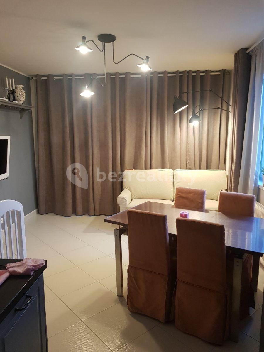 Prenájom bytu 2-izbový 57 m², Pod Harfou, Praha, Praha