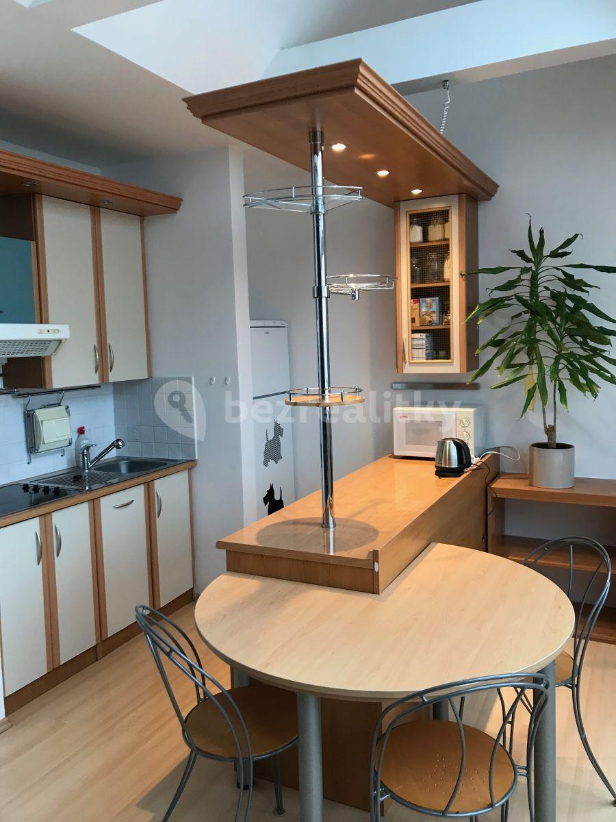 Prenájom bytu Garsoniéra 36 m², Jilmová, Praha, Praha