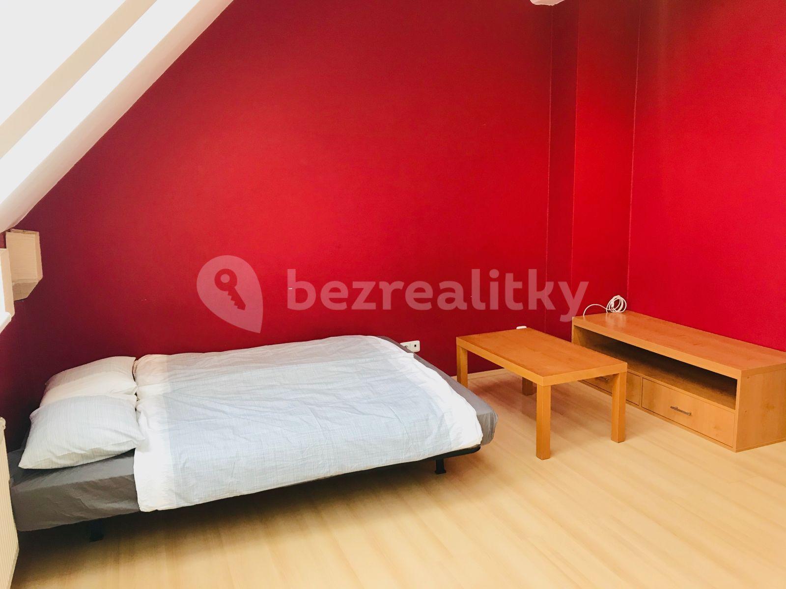 Prenájom bytu Garsoniéra 36 m², Jilmová, Praha, Praha