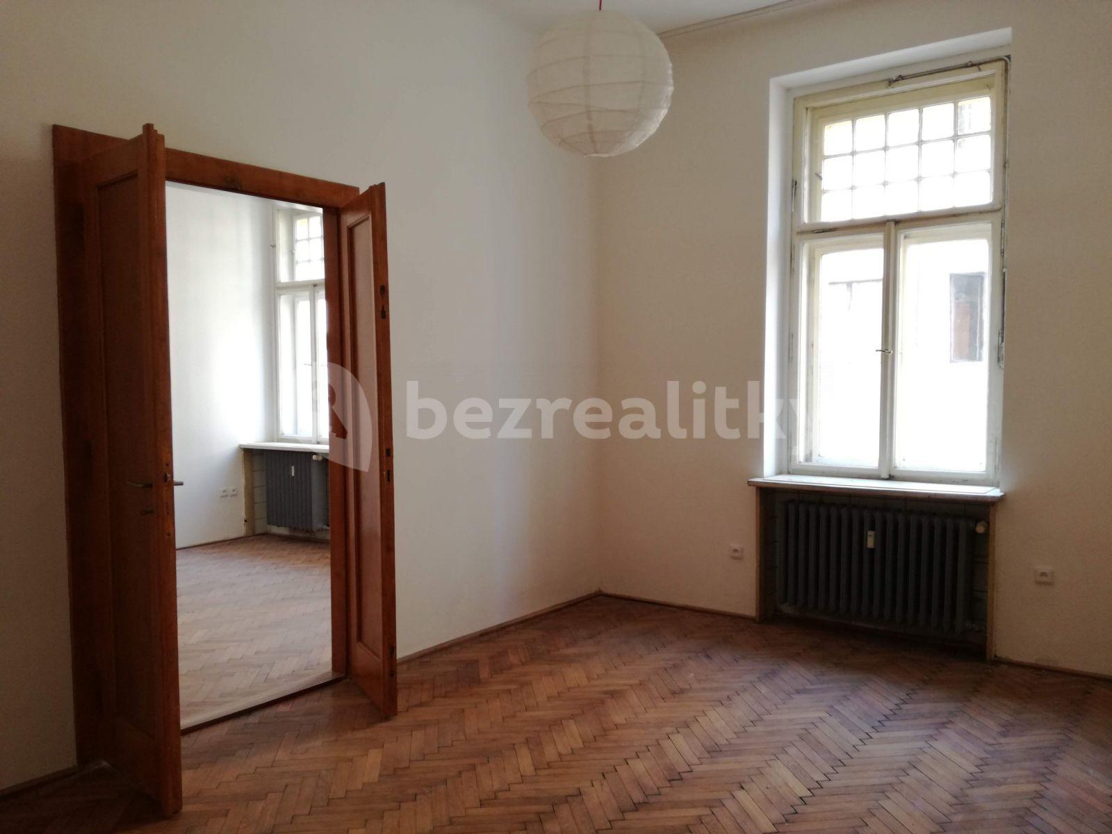 Prenájom bytu 3-izbový 83 m², Karlovo náměstí, Praha, Praha