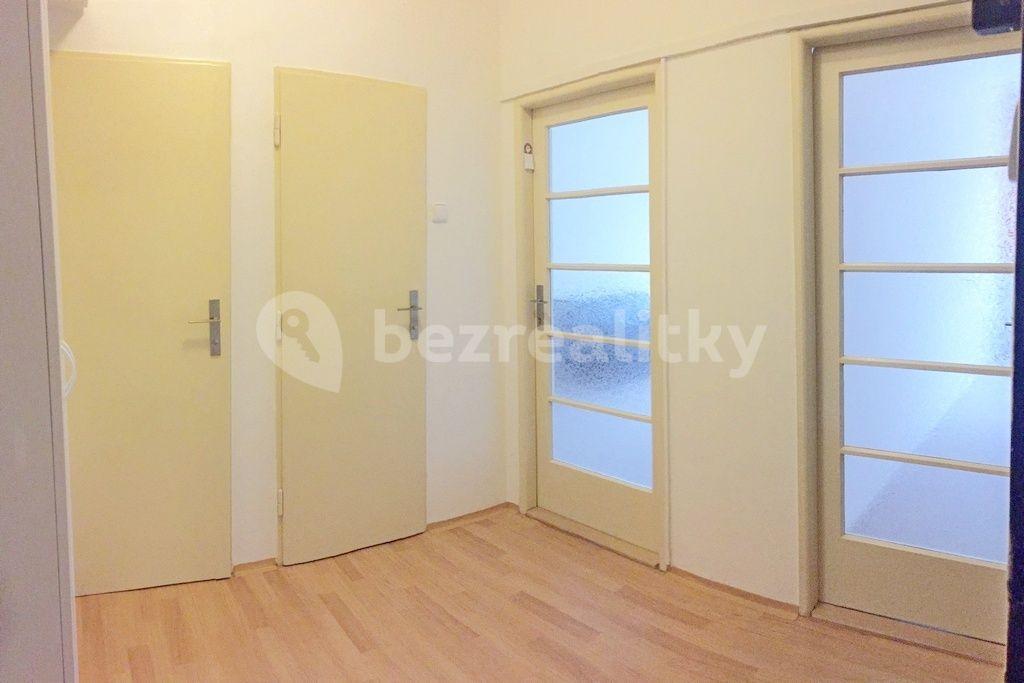 Prenájom bytu 2-izbový 47 m², Sokolovská, Praha, Praha