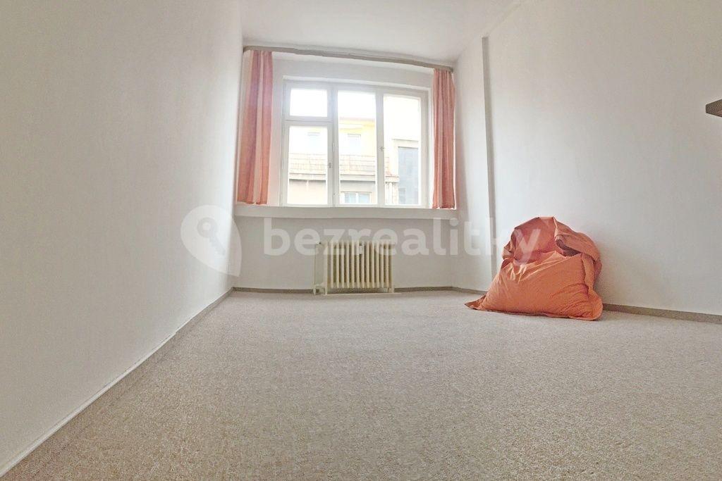 Prenájom bytu 2-izbový 47 m², Sokolovská, Praha, Praha