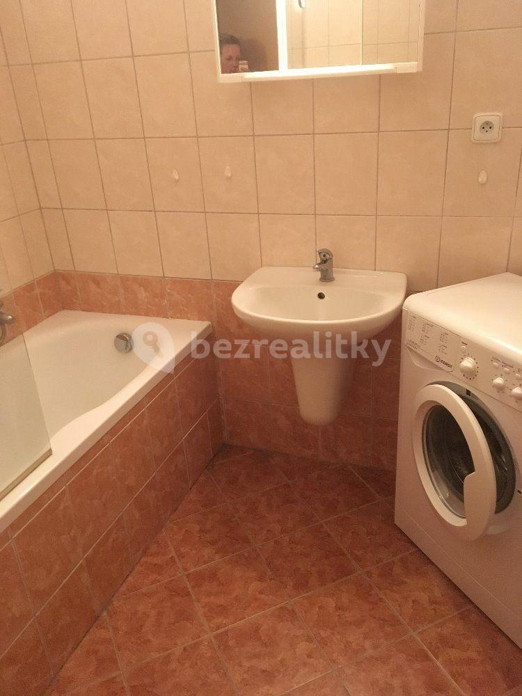 Prenájom bytu Garsoniéra 45 m², Okrová, Náchod, Královéhradecký kraj