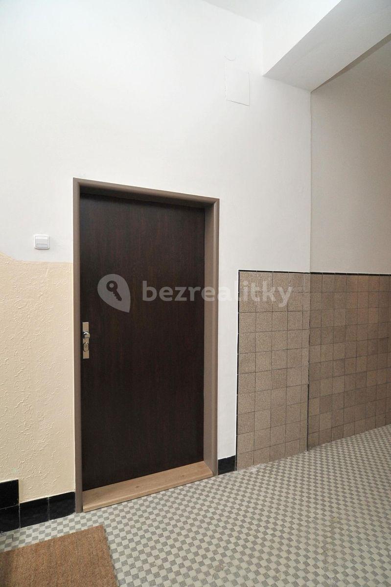 Prenájom bytu 1-izbový 24 m², Přístavní, Praha, Praha