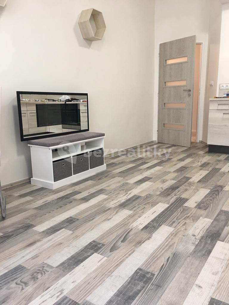 Prenájom bytu 2-izbový 53 m², Žateckých, Praha, Praha