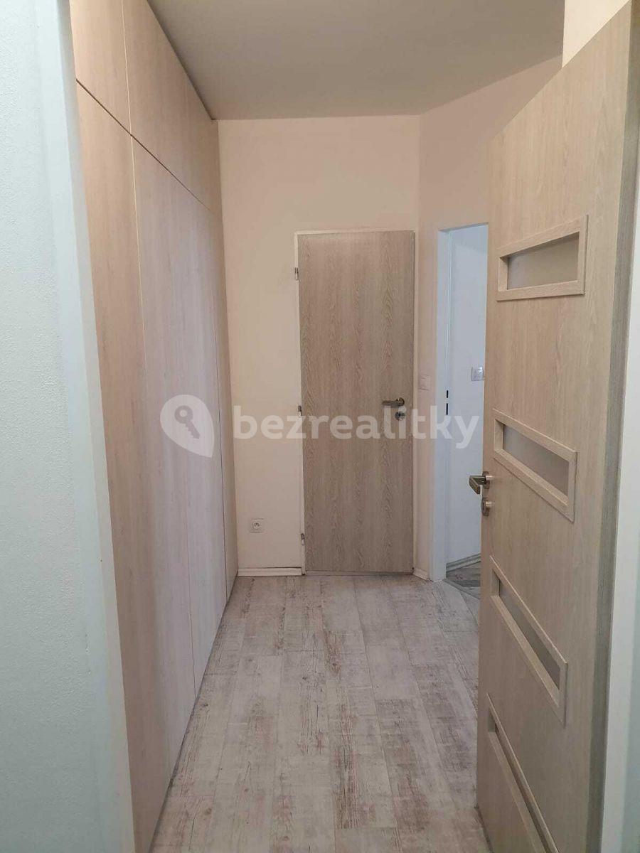 Prenájom bytu 2-izbový 53 m², Žateckých, Praha, Praha