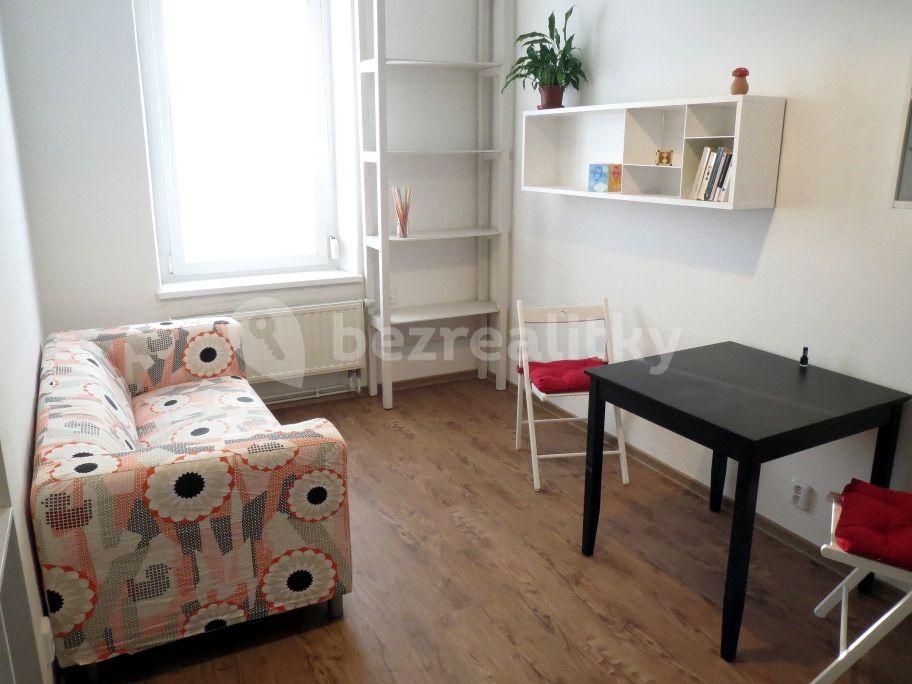 Prenájom bytu 1-izbový 44 m², Charkovská, Olomouc, Olomoucký kraj