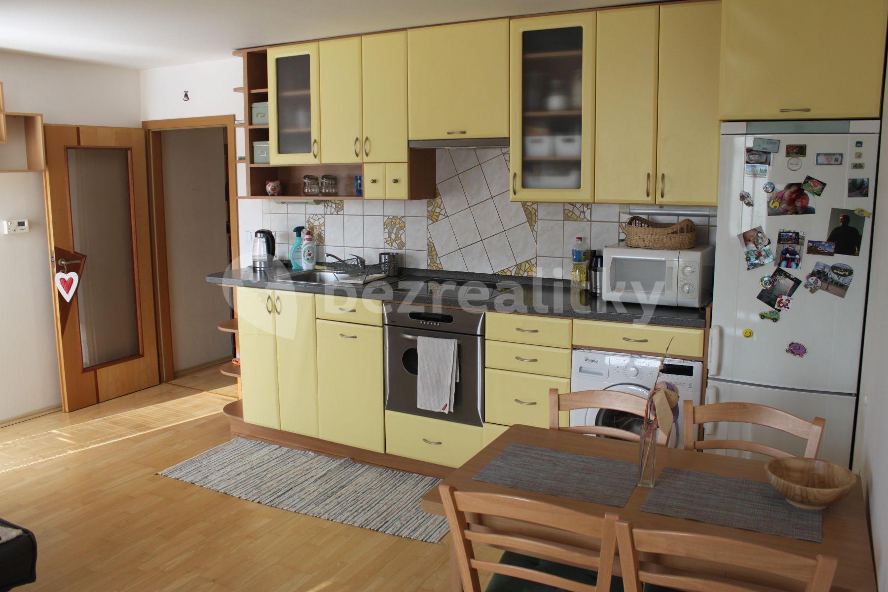 Prenájom bytu 2-izbový 50 m², Nuselská, Praha, Praha