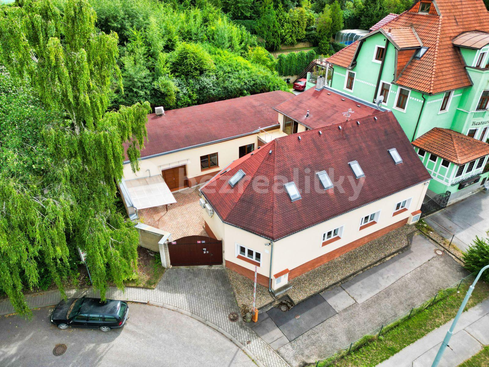 Prenájom domu 157 m², pozemek 580 m², Plzeňská, Praha, Praha