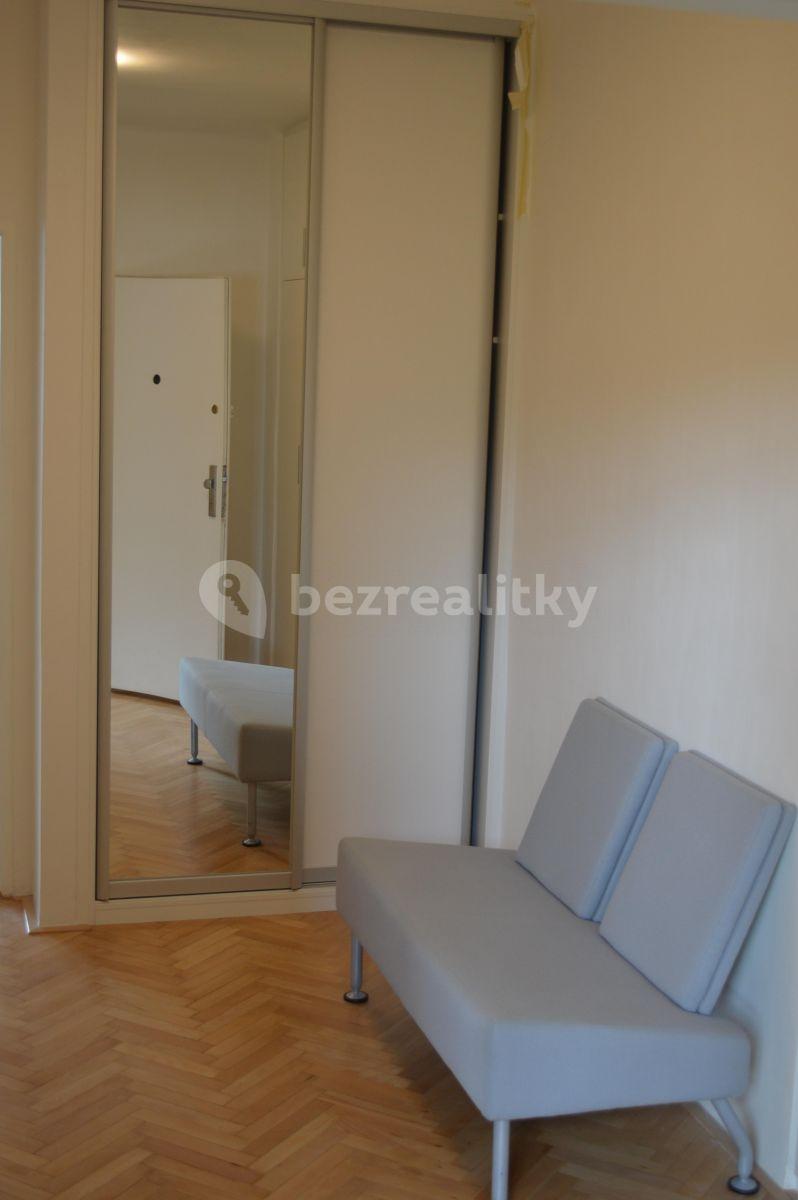 Prenájom bytu 2-izbový 70 m², Biskupcova, Praha, Praha