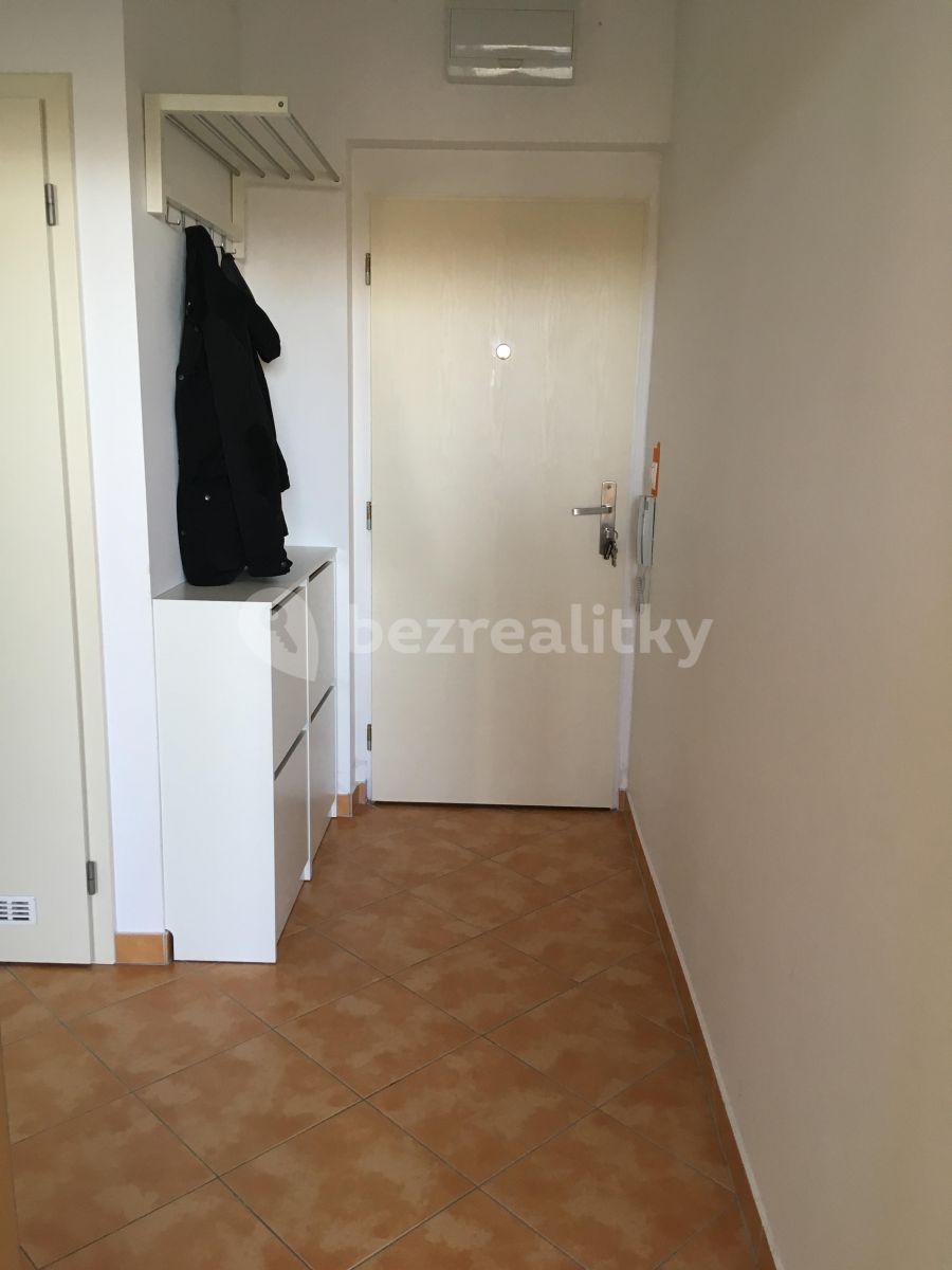 Prenájom bytu 2-izbový 56 m², Saturnova, Praha, Praha