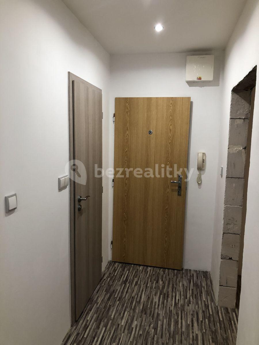 Prenájom bytu 1-izbový 36 m², Josefa Brabce, Ostrava, Moravskoslezský kraj