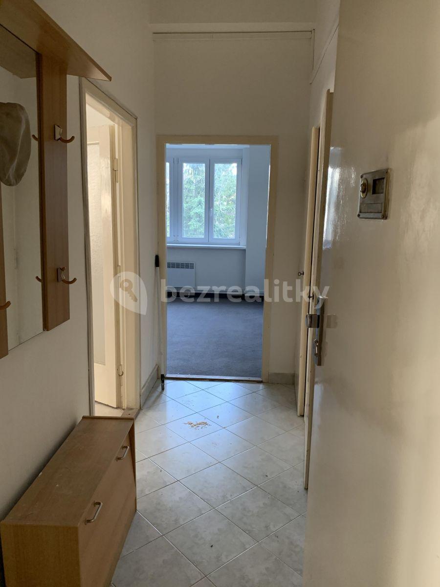 Prenájom bytu 1-izbový 39 m², Sdružení, Praha, Praha