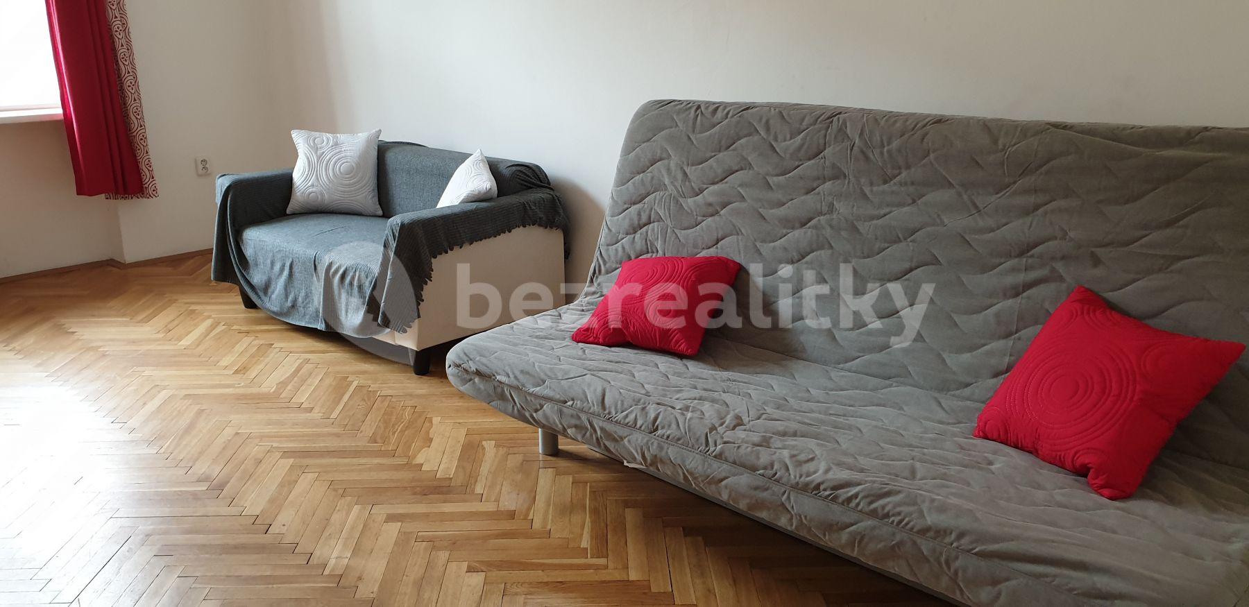 Prenájom bytu 2-izbový 72 m², Jičínská, Praha, Praha