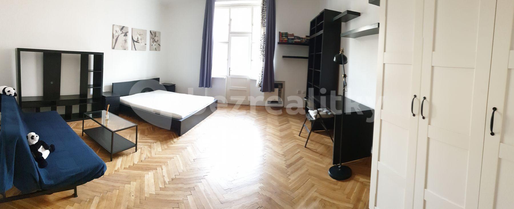 Prenájom bytu 2-izbový 72 m², Jičínská, Praha, Praha