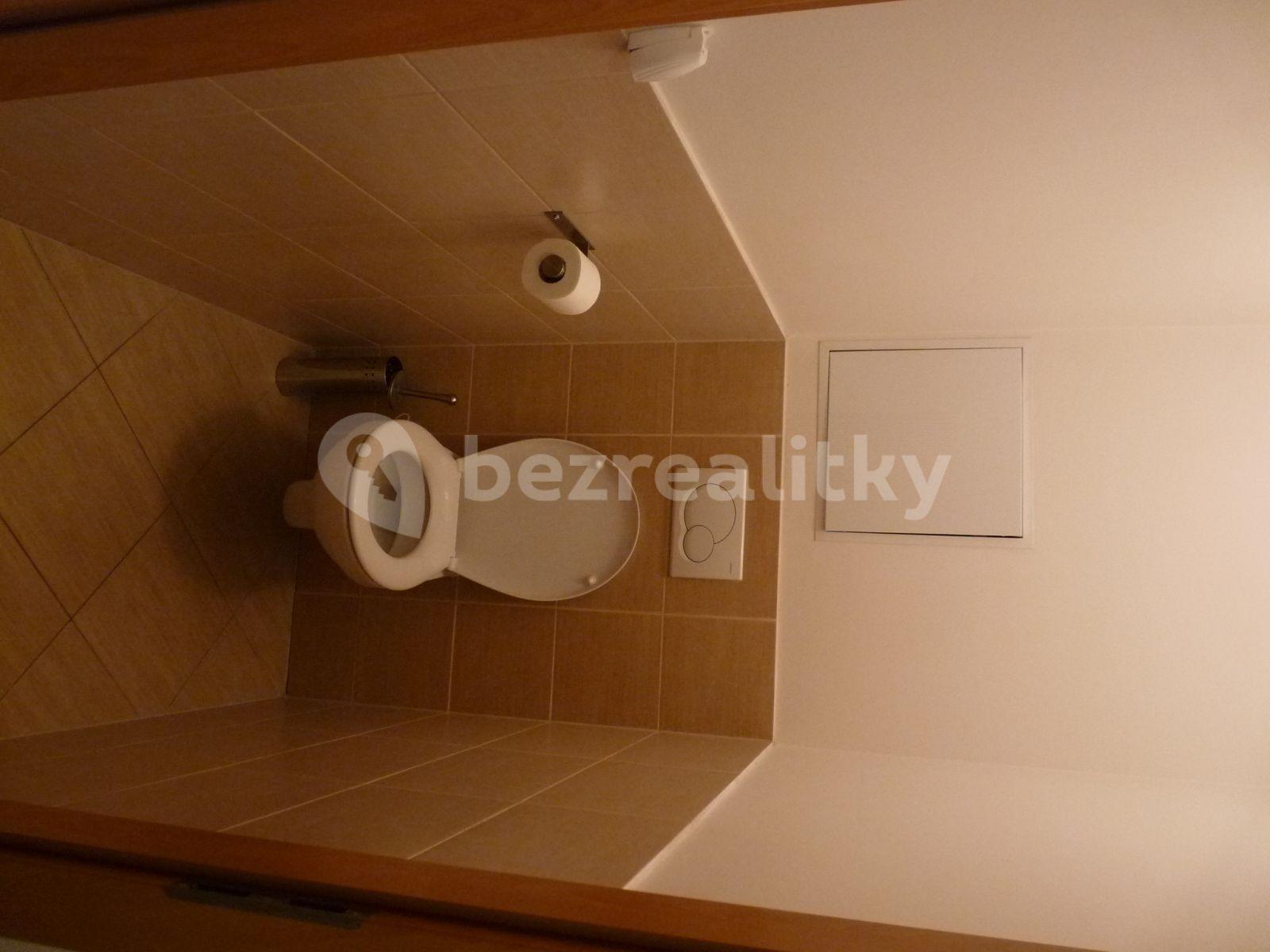 Prenájom bytu 2-izbový 61 m², Chlebovická, Praha, Praha