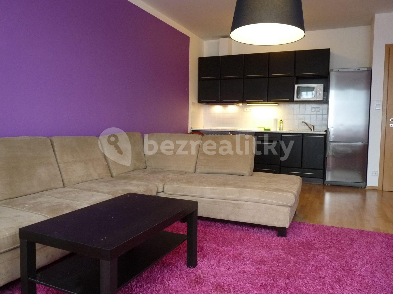 Prenájom bytu 2-izbový 61 m², Chlebovická, Praha, Praha