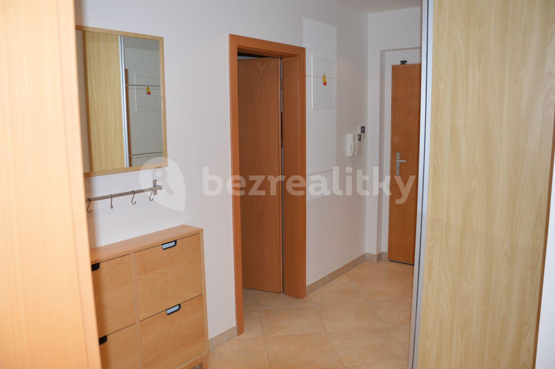 Prenájom bytu 2-izbový 57 m², Tlumačovská, Praha, Praha