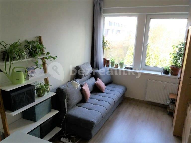 Prenájom bytu Garsoniéra 23 m², Peroutkova, Praha, Praha