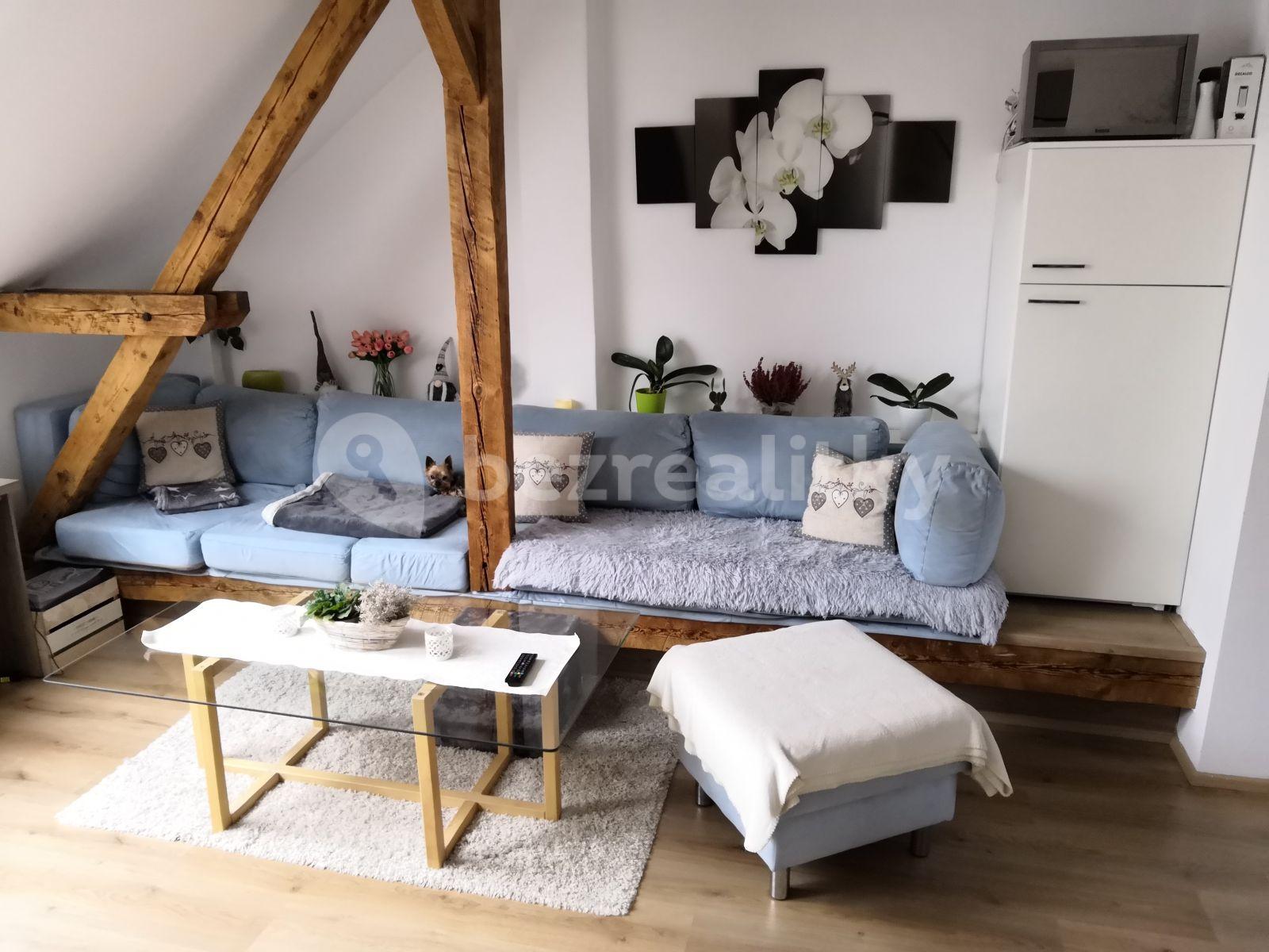 Prenájom bytu 2-izbový 55 m², Dobrovodská, České Budějovice, Jihočeský kraj