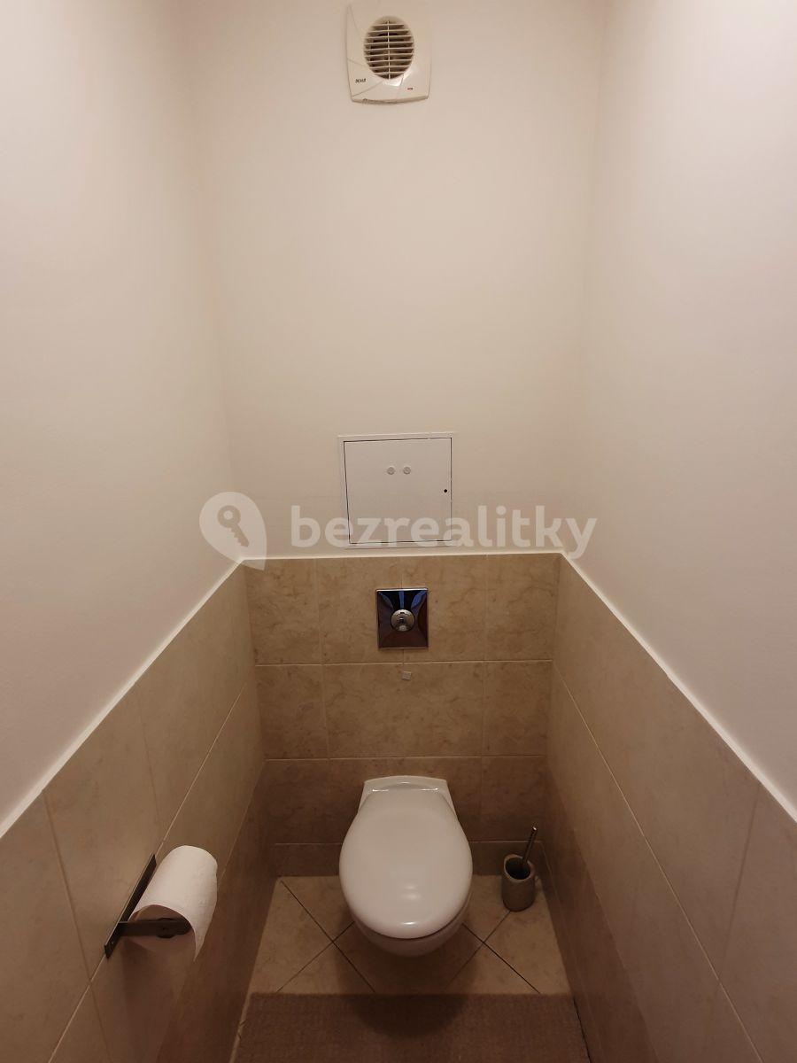 Prenájom bytu 2-izbový 60 m², Nová Kolonie, Praha, Praha